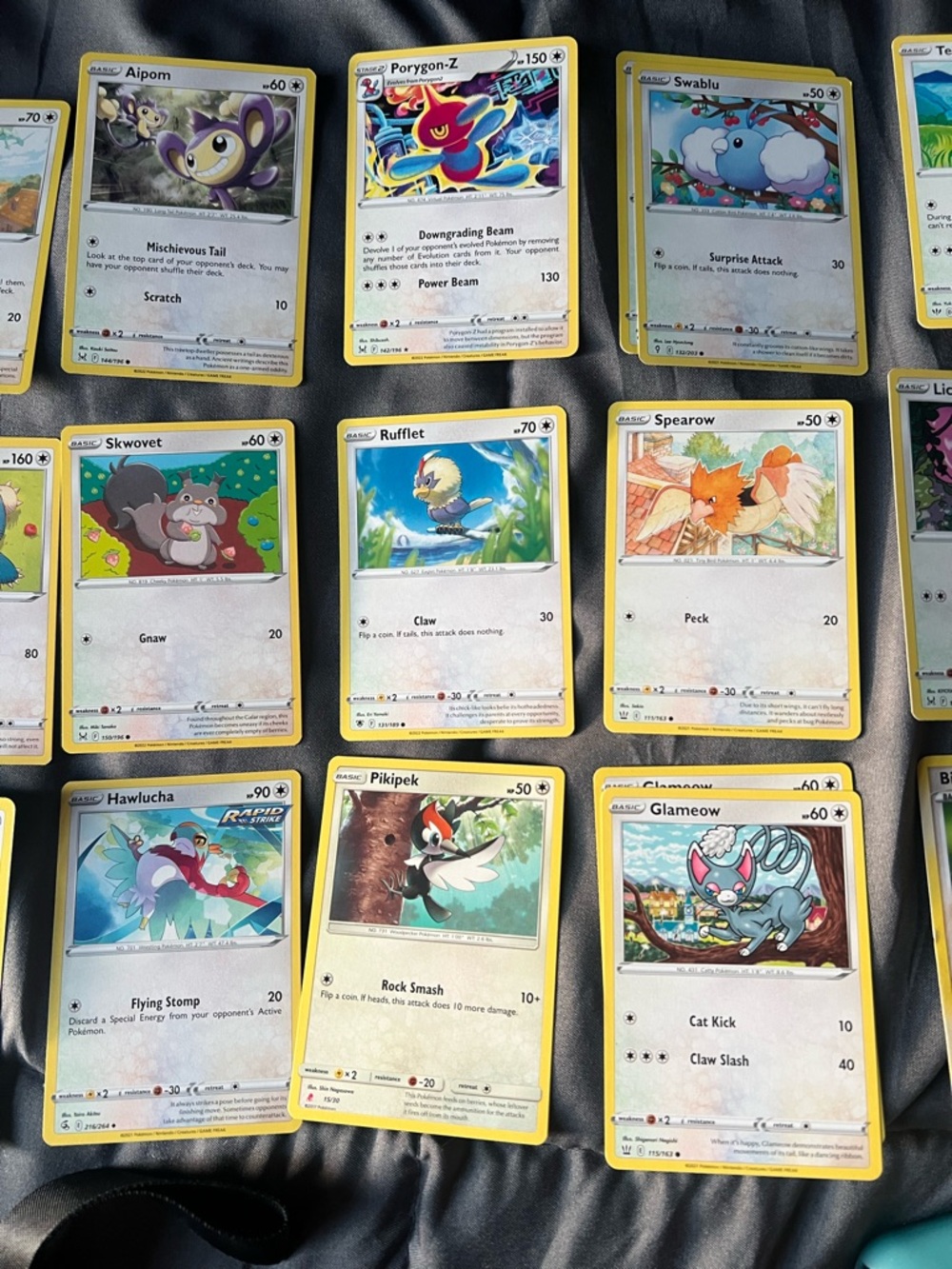POKÉMON Card Lot - Picture 4 of 5